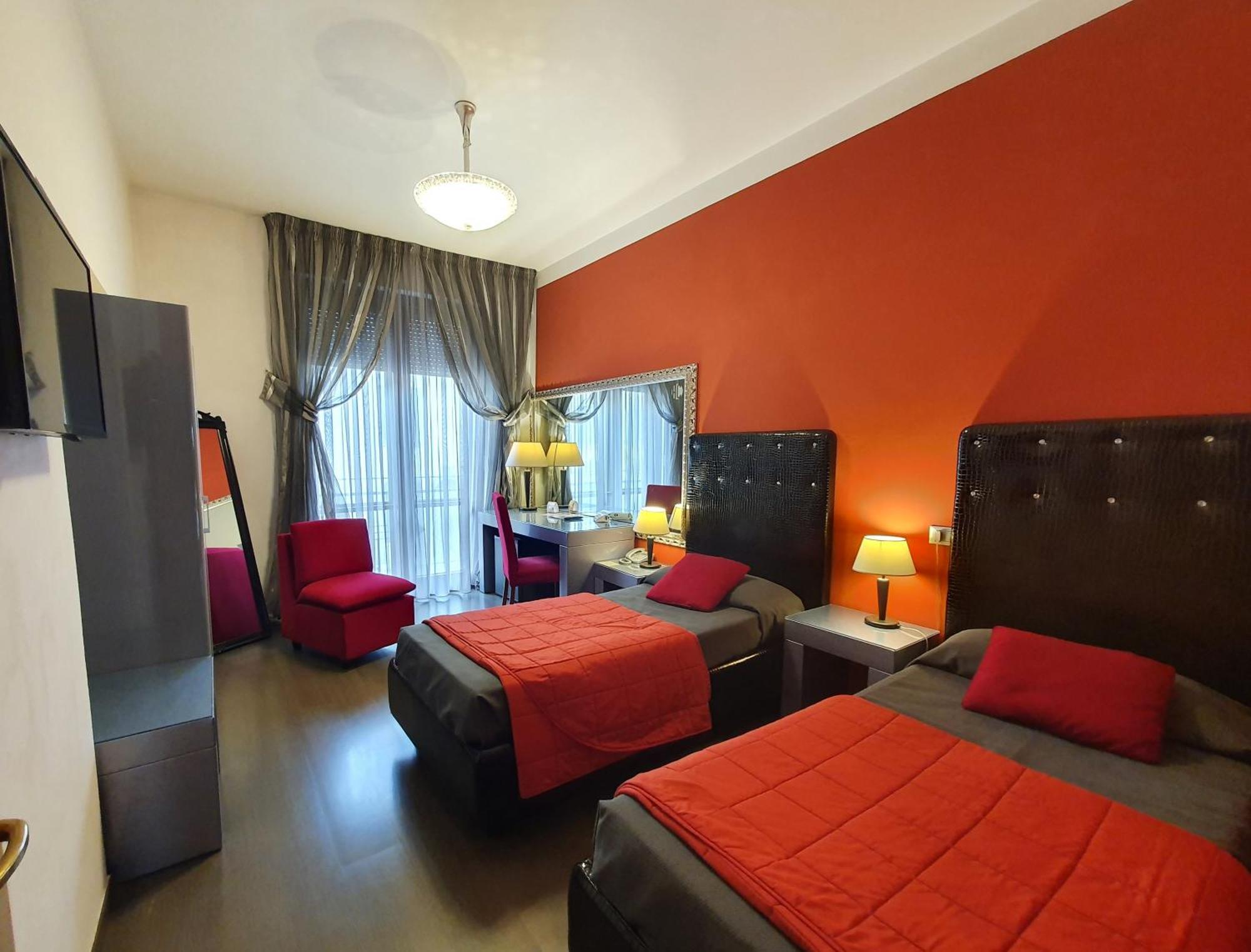 Hotel Continentale Arezzo Luaran gambar
