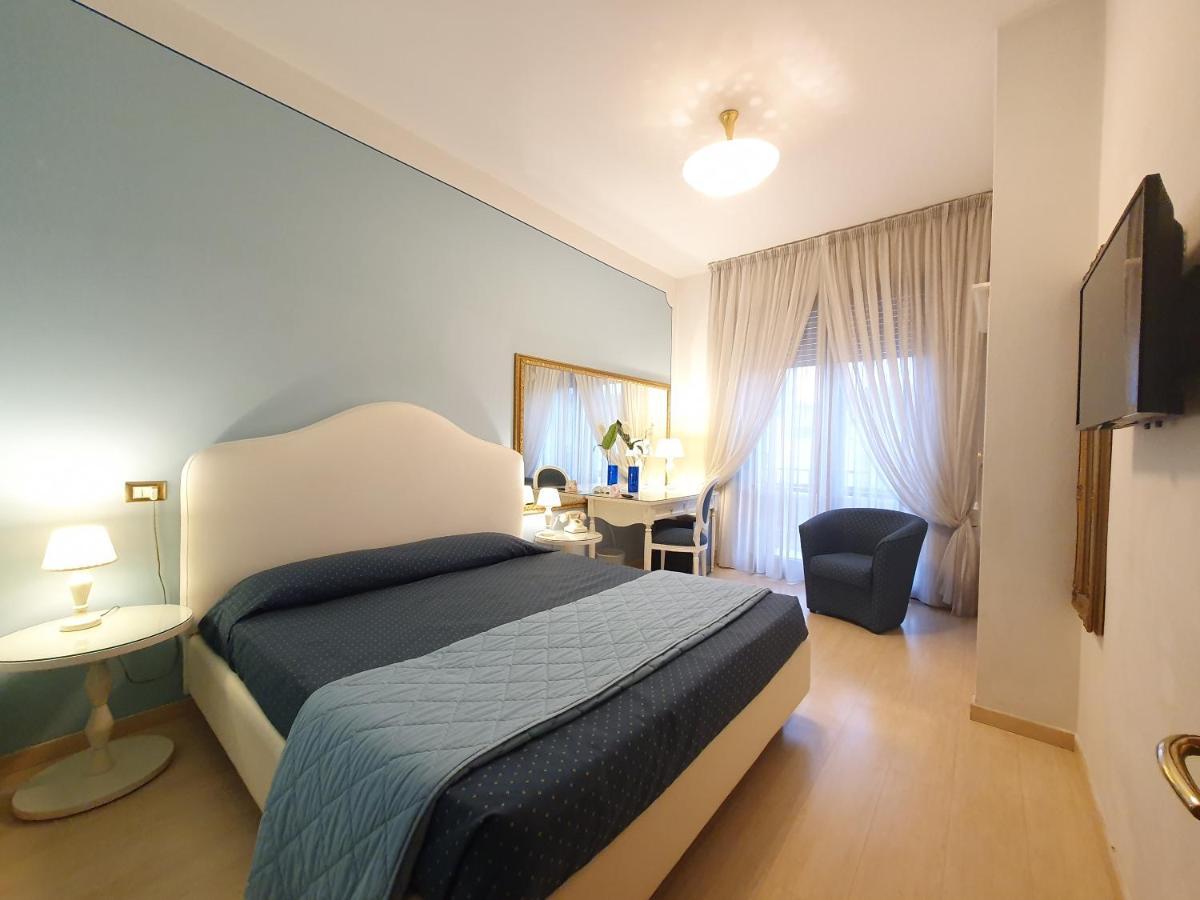 Hotel Continentale Arezzo Luaran gambar