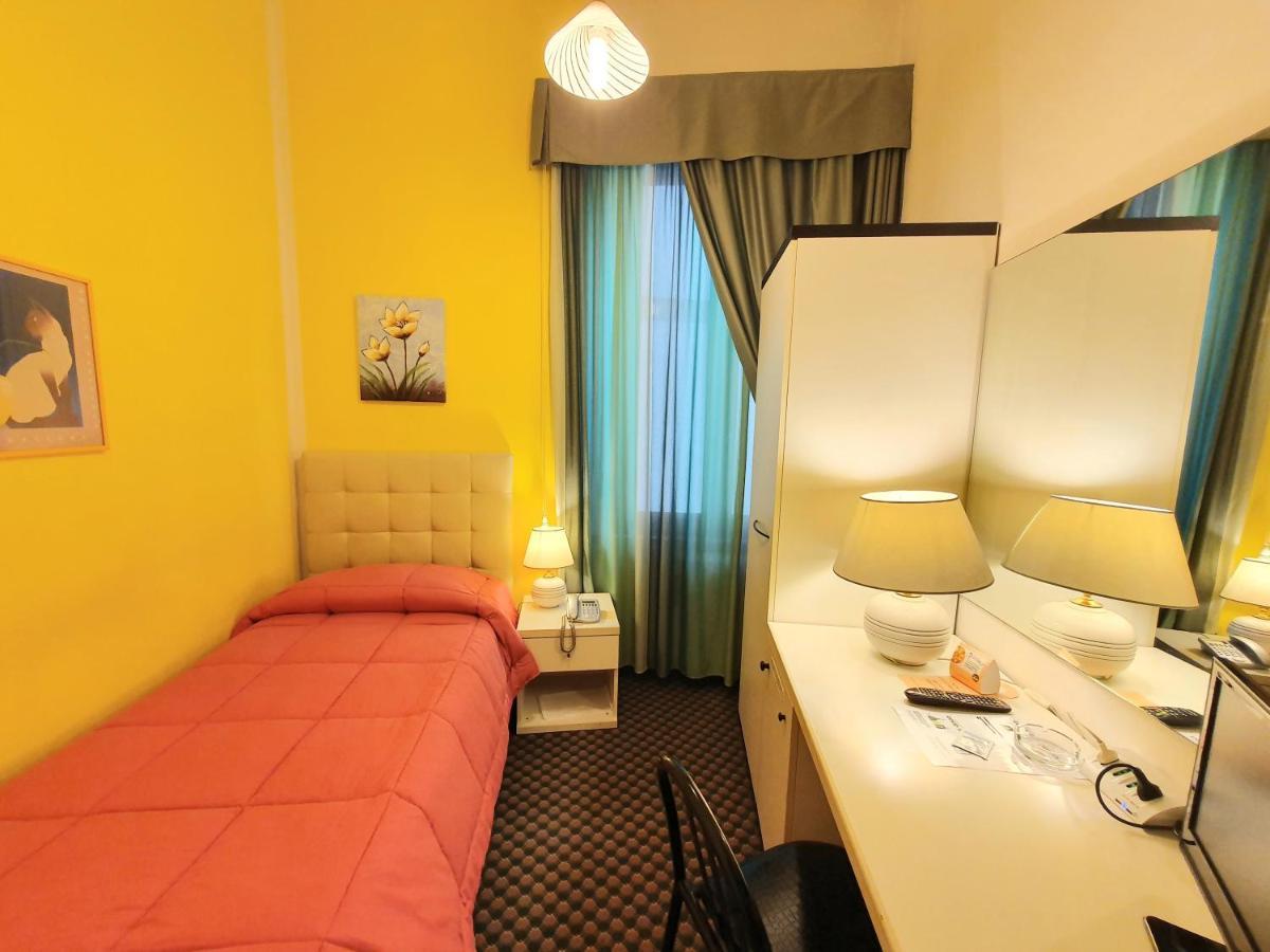 Hotel Continentale Arezzo Luaran gambar