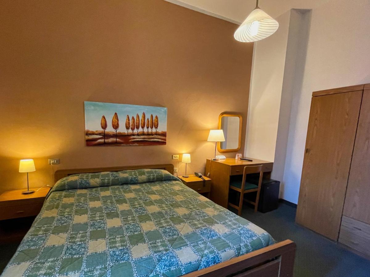 Hotel Continentale Arezzo Luaran gambar