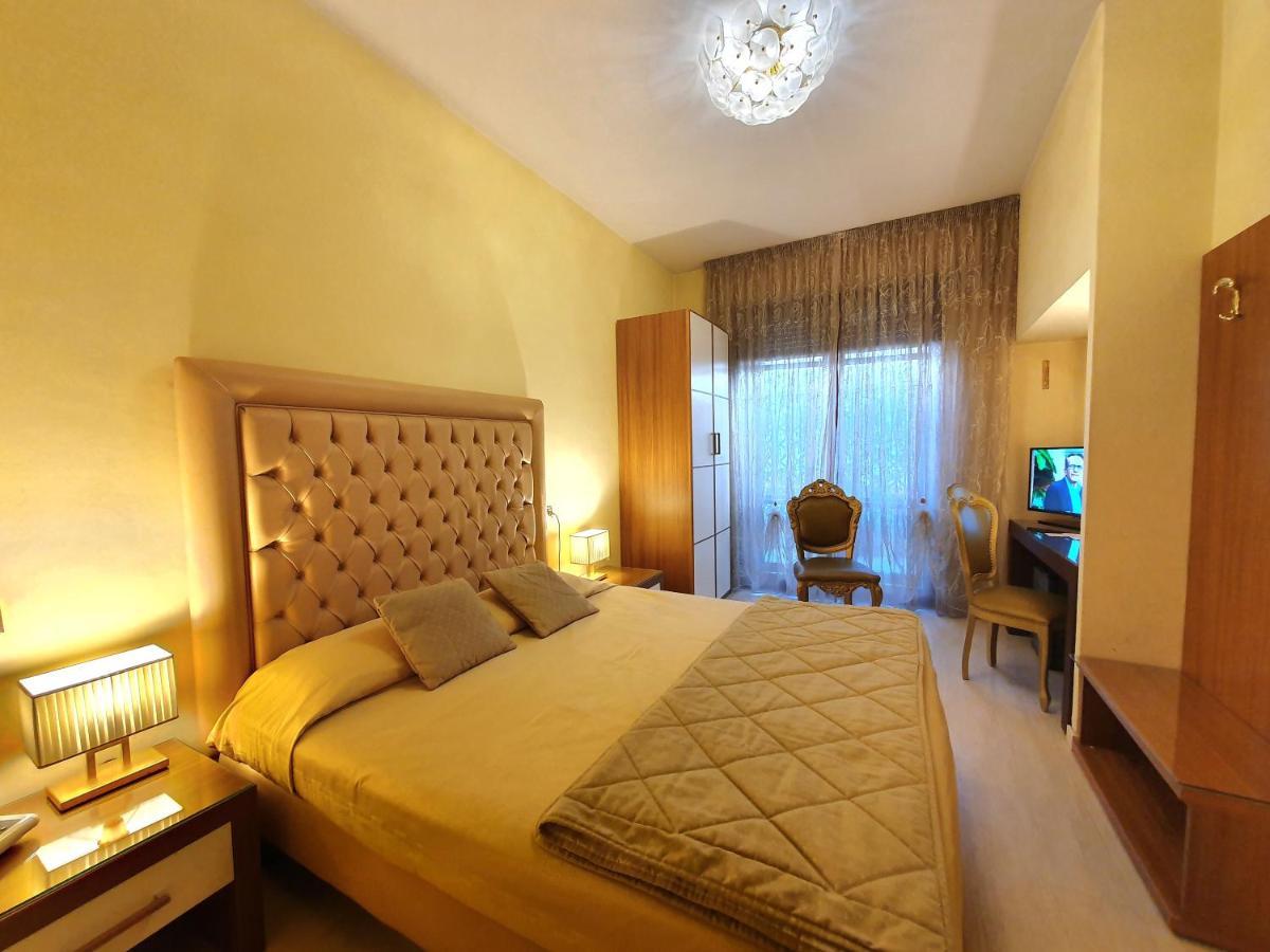 Hotel Continentale Arezzo Luaran gambar