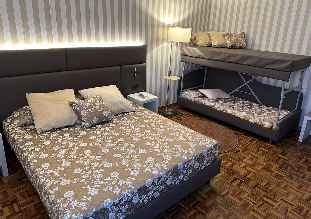 Hotel Continentale Arezzo Luaran gambar