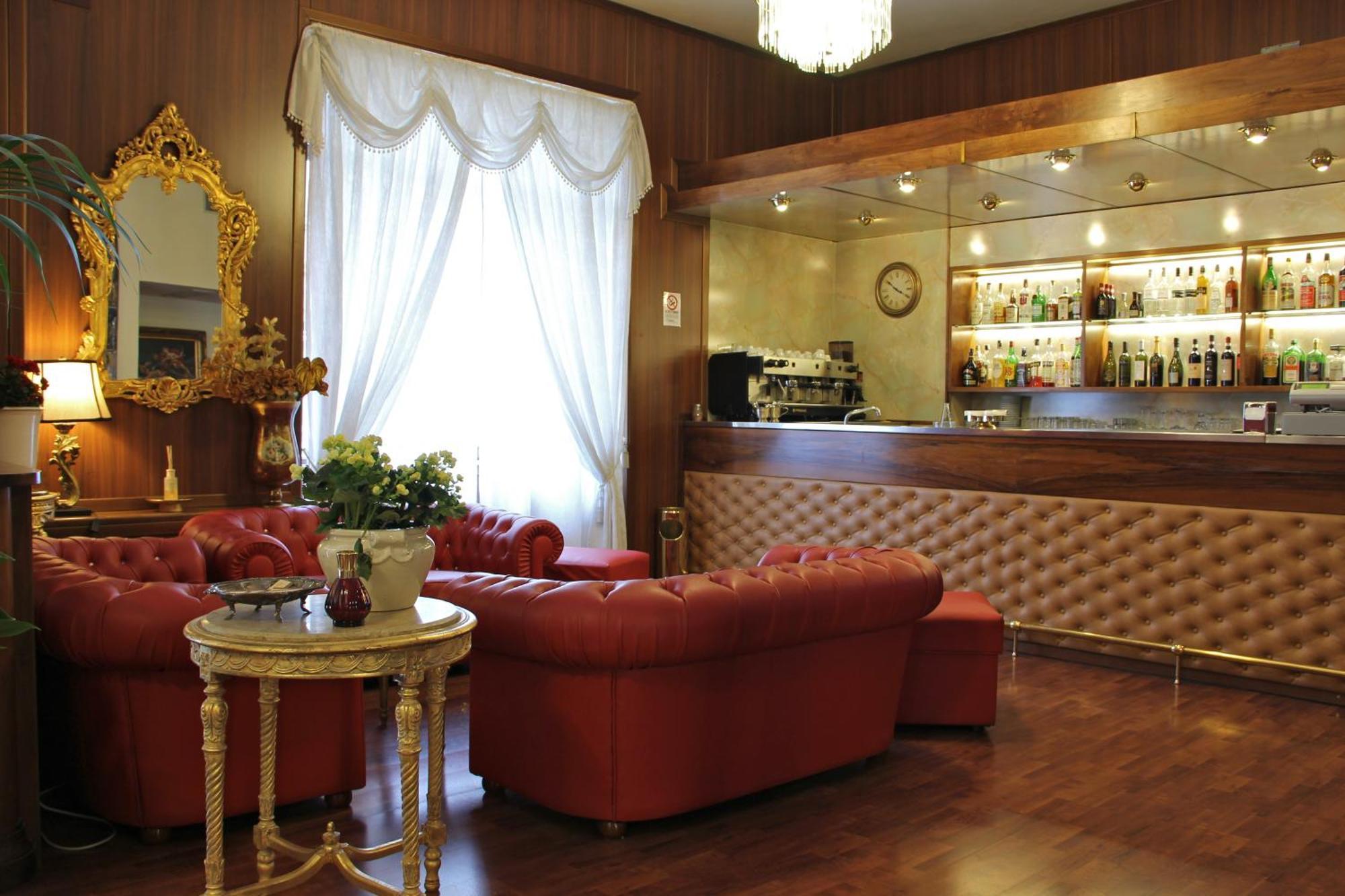Hotel Continentale Arezzo Luaran gambar