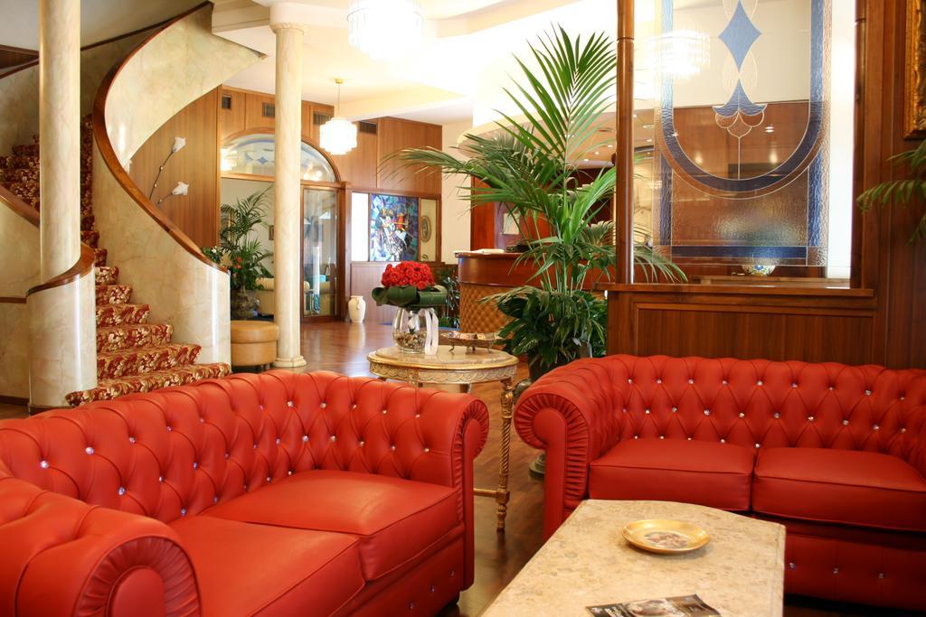 Hotel Continentale Arezzo Luaran gambar