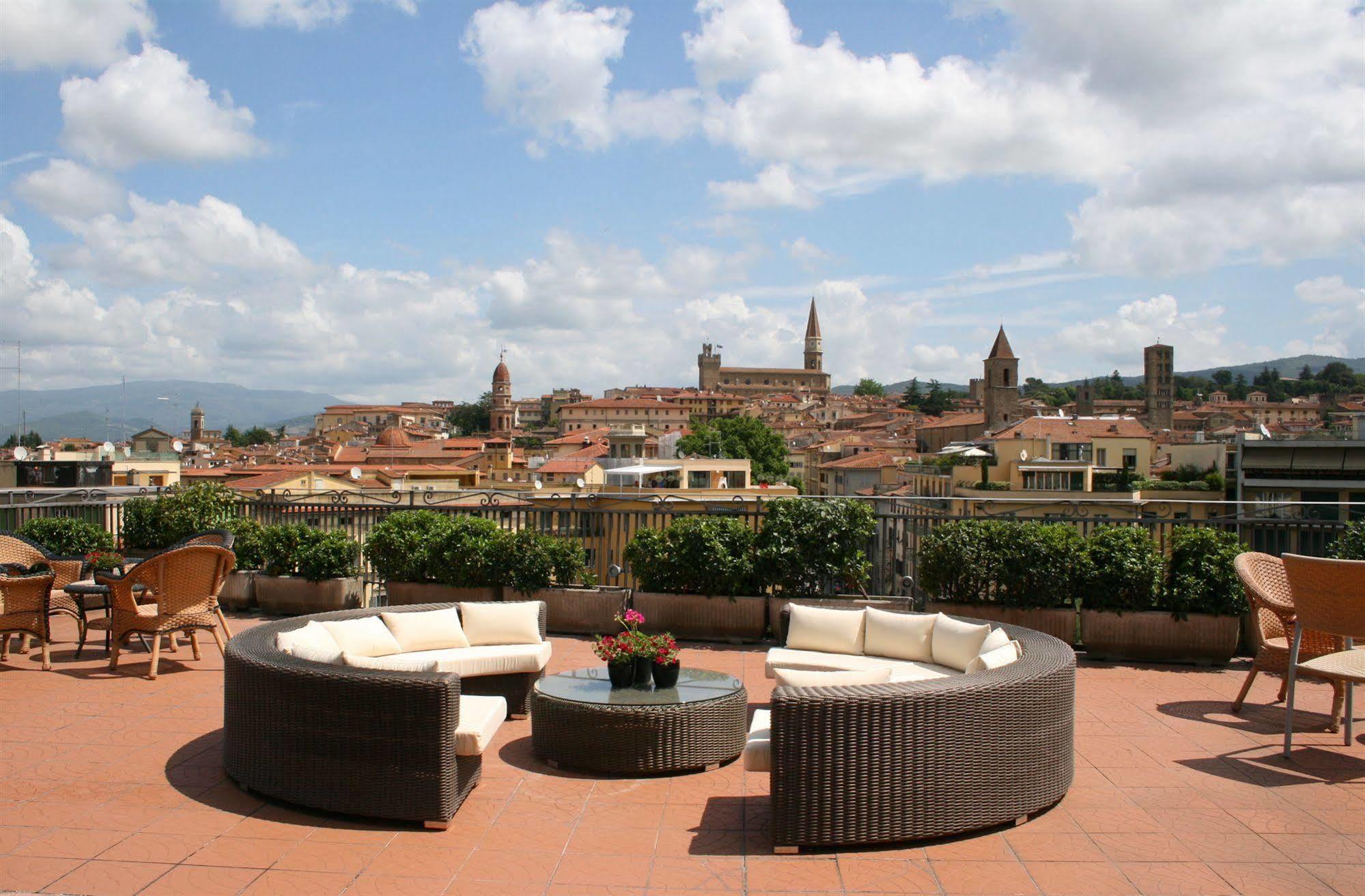 Hotel Continentale Arezzo Luaran gambar